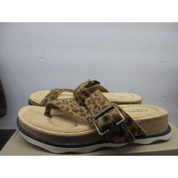 Used Clarks Brynn Madi Flat - Leopard Print Leather, Size 5.5 Medium for Women - Picture 2 of 5